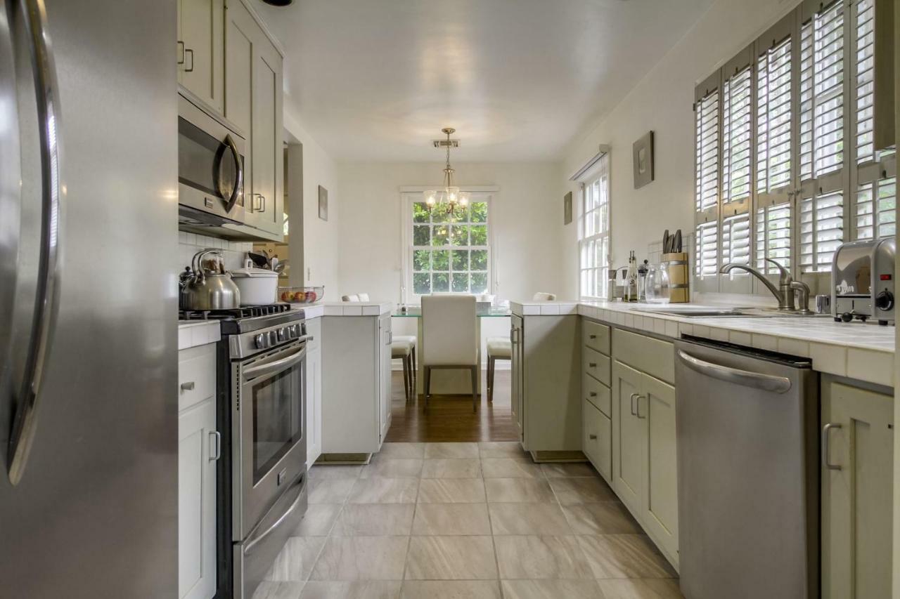 فيلا A Touch Of Cape Cod In West Hollywood لوس أنجلوس المظهر الخارجي الصورة